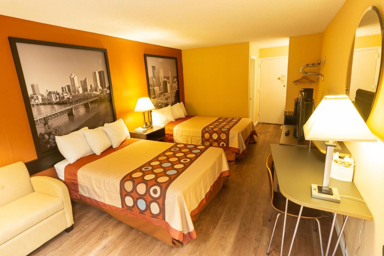 Super 8 By Wyndham Carlisle North Motel Luaran gambar