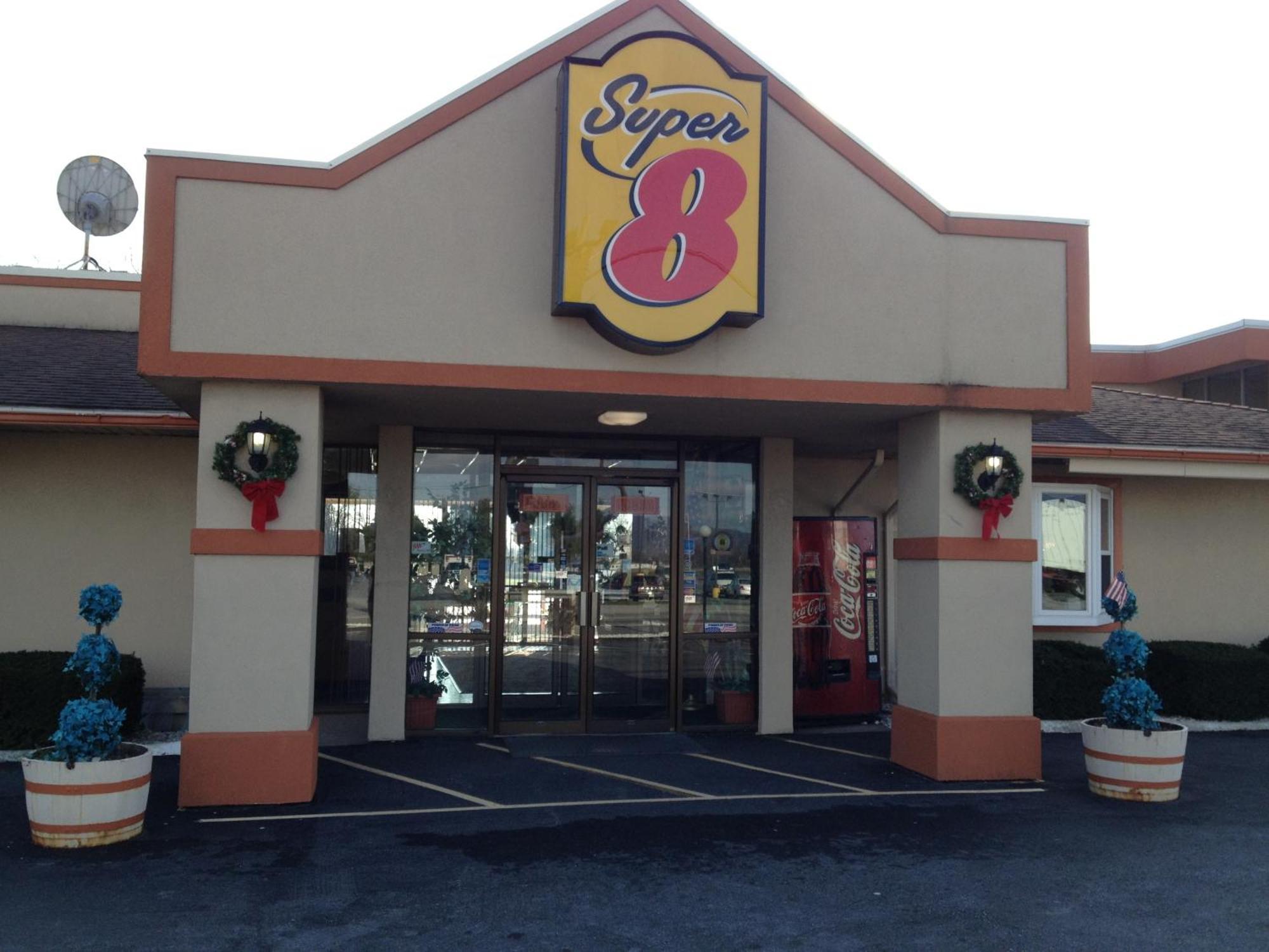 Super 8 By Wyndham Carlisle North Motel Luaran gambar